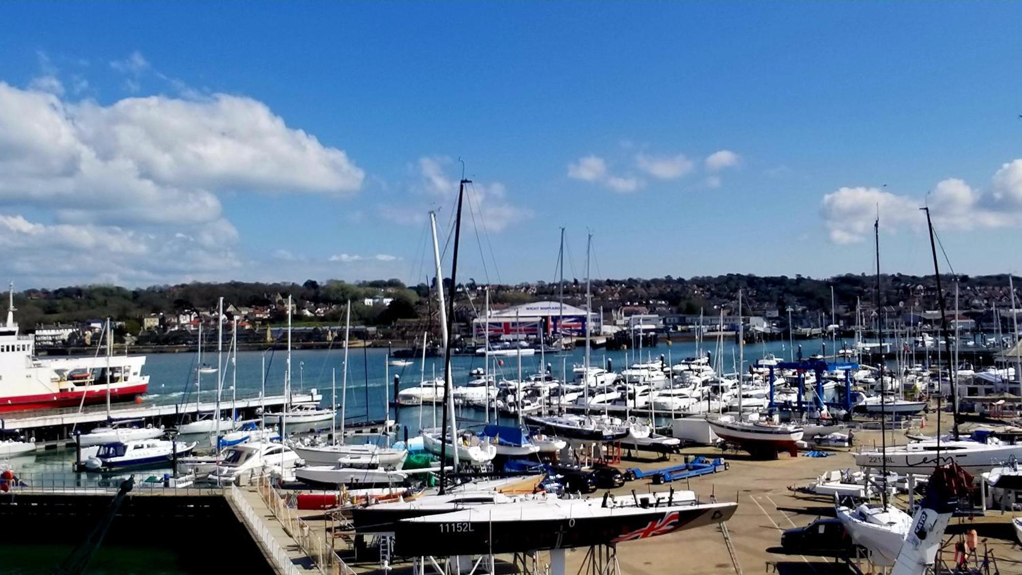 Pinnacle Suites Hotel Cowes  Εξωτερικό φωτογραφία