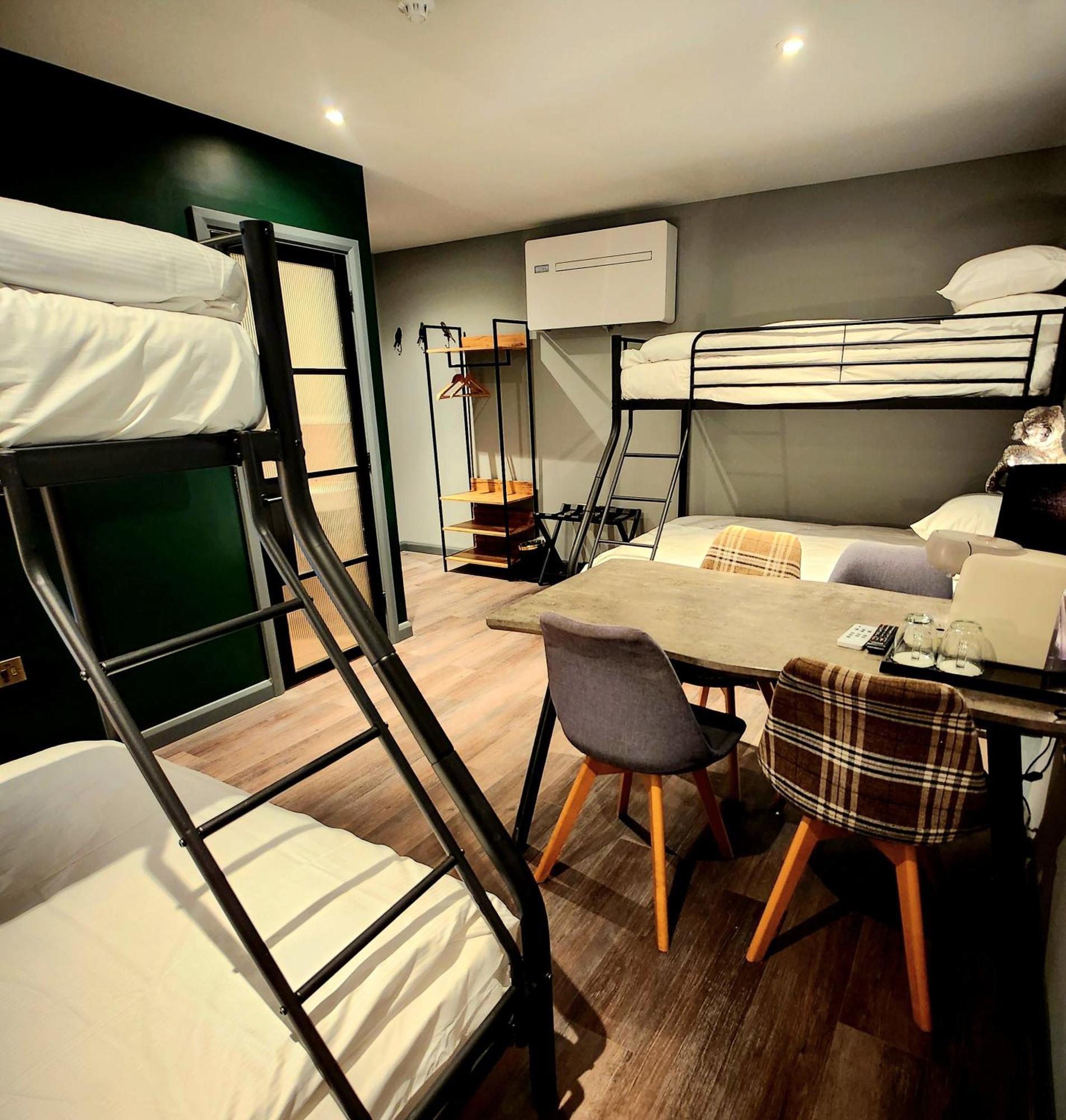Pinnacle Suites Hotel Cowes  Εξωτερικό φωτογραφία