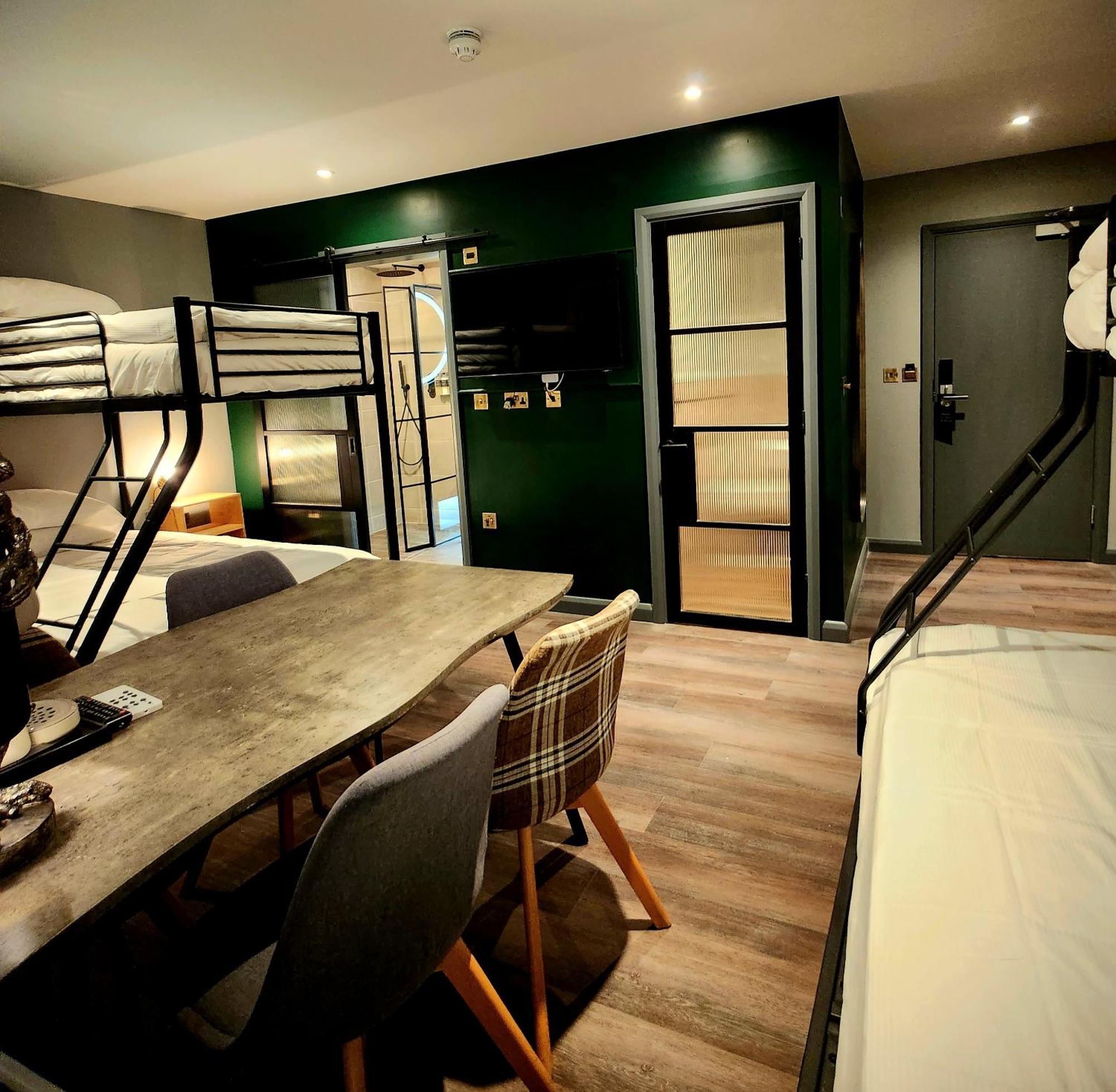 Pinnacle Suites Hotel Cowes  Εξωτερικό φωτογραφία