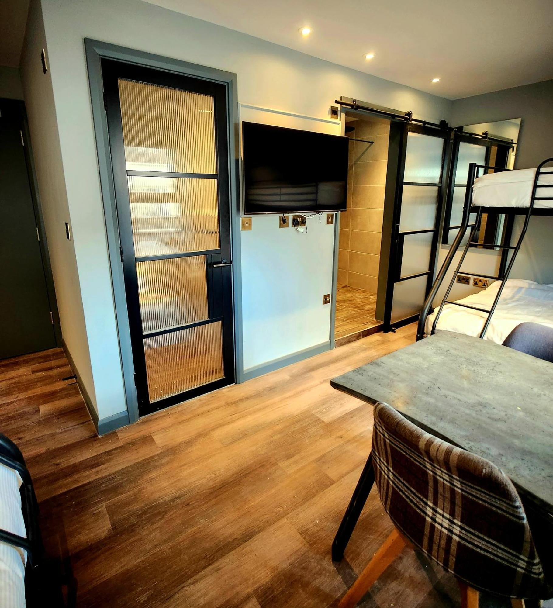 Pinnacle Suites Hotel Cowes  Εξωτερικό φωτογραφία