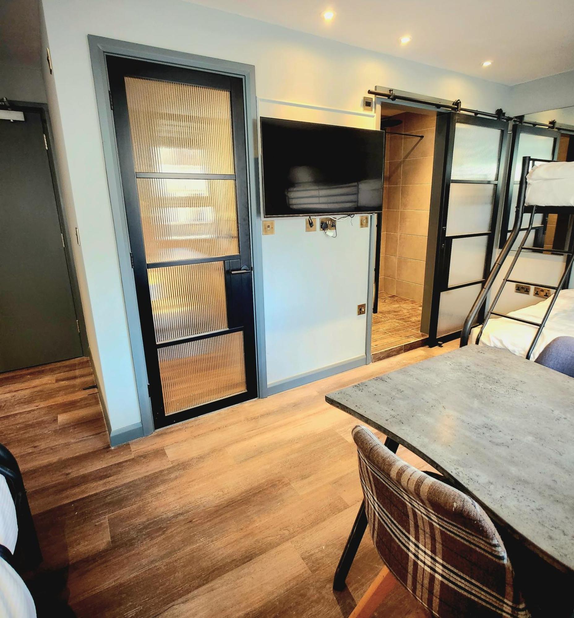 Pinnacle Suites Hotel Cowes  Εξωτερικό φωτογραφία